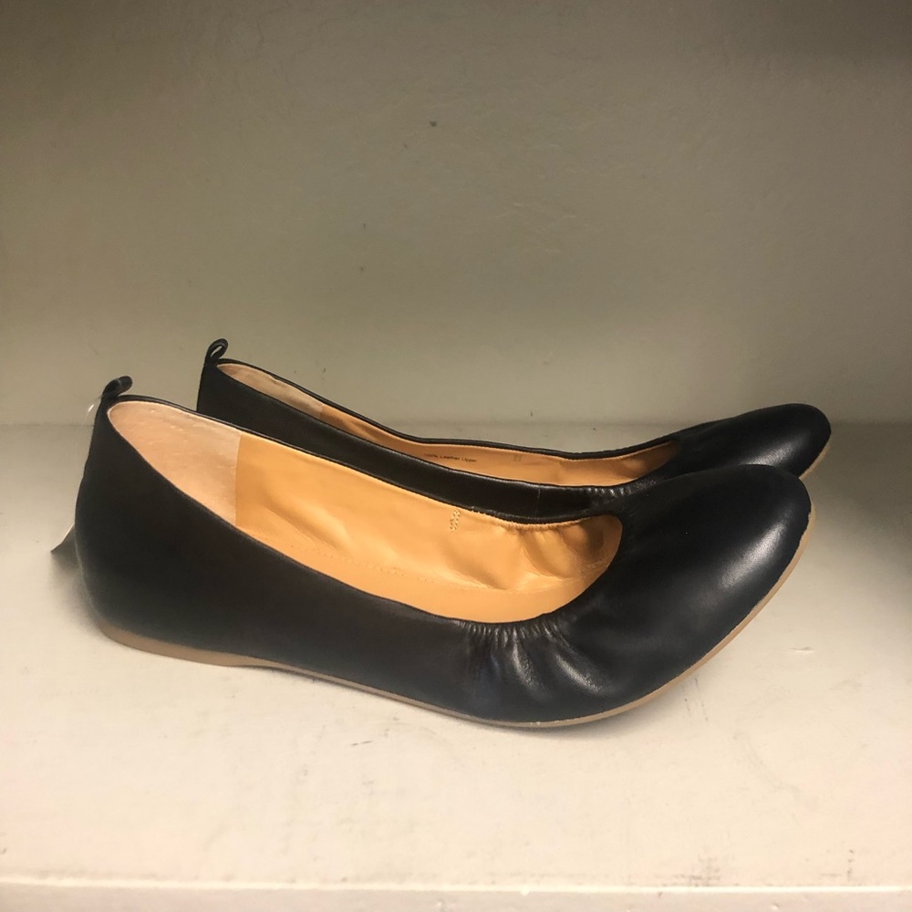 J. Crew Black leather ballet flats. Size 11 (NWOT)